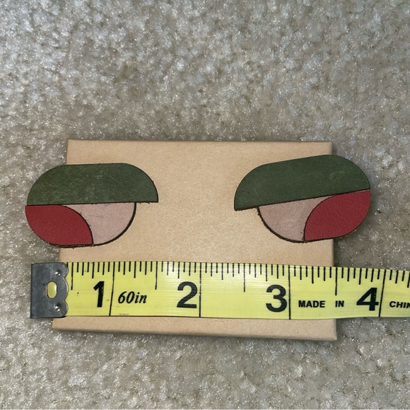 Handmade leather earrings - Picture 4 of 4